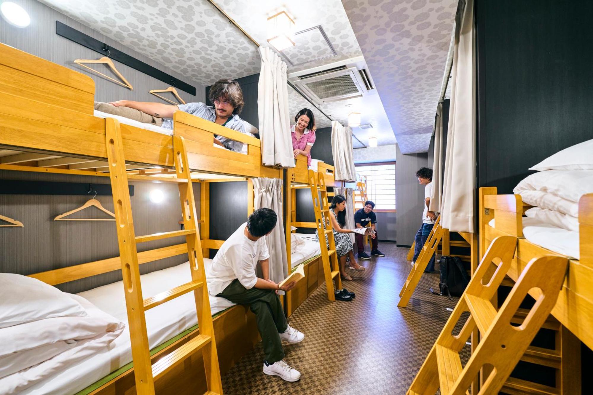 Bunk Bed in Mixed Dormitory Room
